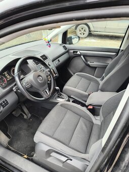 Vw Touran DSG 1,6tdi,7 miestne - 6