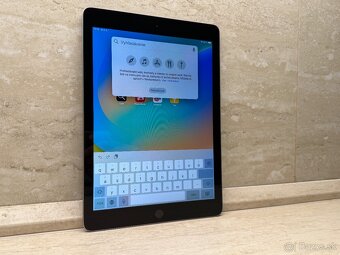 Apple iPad 5 32GB Wi-Fi, Space Gray - 6