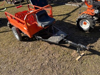 Predám kultivátor s vlečkou a príslušenstvom - 6