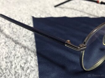 Tommy Hilfiger - 6