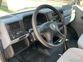 Transporter T4 2,5TDI 65.kW. mot AJT - 6