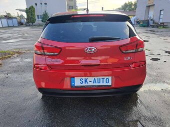 Hyundai i30 1.6 CRDi 110 Comfort 7DCT - 6