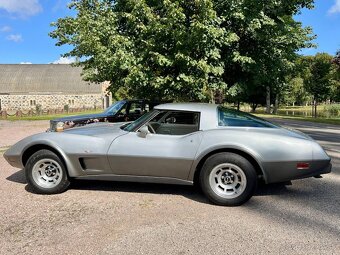 Chevrolet Corvette C3, 5.7 V8, 220 koní, manuál, kabriolet - 6