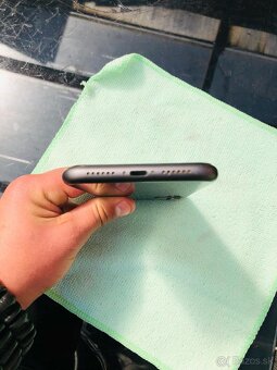 Dobrý deň mam na predaj ipone 11 - 6
