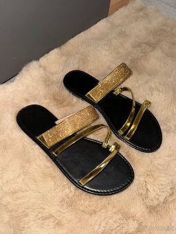 black/gold crystals damske nove slapky-sandalky - 6
