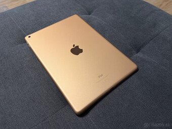 iPad 7.gen., 32 GB Gold - 6
