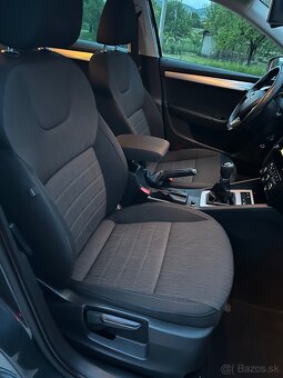 Škoda Octavia 3 Combi 1.6 TDI 81kw STYLE,CarPlay,R16 - 6