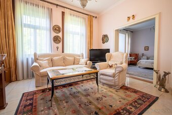 6 izbový rodinný dom 300 m2 so záhradou 1350 m2 Bernolákovo - 6