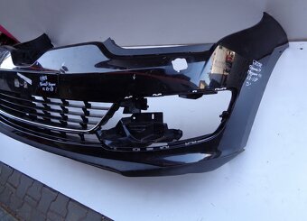 Renault Megane III 3 lift 2013- predný nárazník - 6