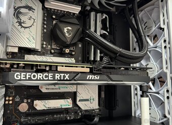 Ryzen 7 7800X3D\32GB\RTX 4070\SSD\850W Zdroj - 6