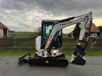 Minibagr Bobcat 425 G bez přesahu zádě, 2,7t - 6