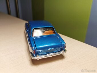Corgi toys Rolls royce Silver Shadow - 6