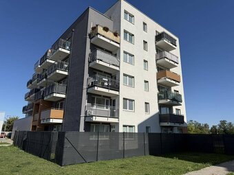 Nové zariadené 1iz., 2izb., 3izb. priestory s predzáhradkami - 6