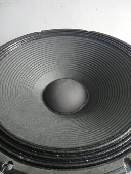 RCF LF 18G401 18" 2 ks - 6