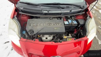 Toyota Yaris 1.3 2011 - 6