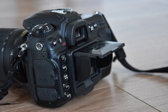 Nikon d200 / d 200 s objektivom 18-105 AF-s + pamatova karta - 6
