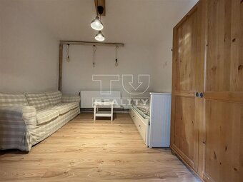 Na predaj kompletne rekonštruovaný rodinný dom s 780m2... - 6