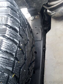 Terrano 2,7 TD 4x4 - 6