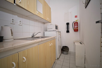 Prenájom kancelárskych priestorov v centre mesta Lučenec - 6