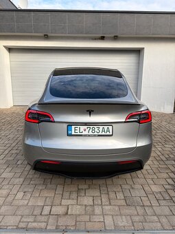 Tesla model Y 2023 dual motor- odpocet dph - 6