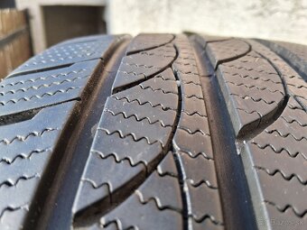 255/35 r19 zimne pneumatiky - 6