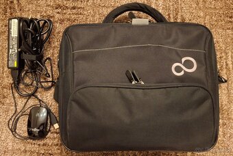 Fujitsu LifeBook E736 + taska a mys - 6