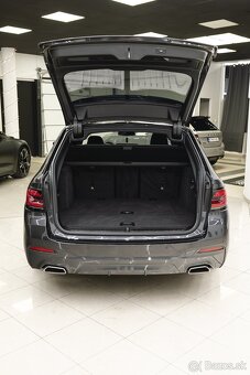 Predám BMW Rad 5 Touring 530d mHEV xDrive - 6