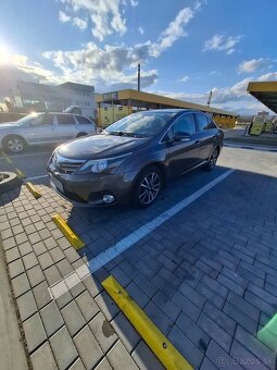 Toyota avensis - 6