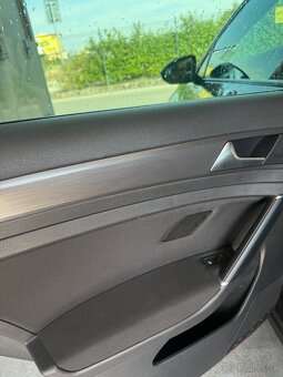Predám Volkswagen Golf 7 - 6