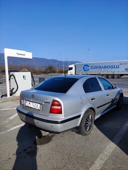 Škoda Octavia 1.9 TDI 66kw - 6