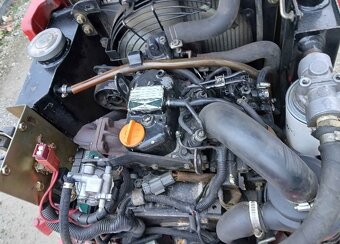 Takeuchi TB 108 minibagr rýpadlo - 6