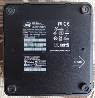 mini pocitac Intel NUC7i5DNK - 6