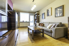 REZERVOVANÝ praktický 3 izbový byt s panoramatickými výhľadm - 6