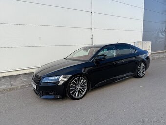 ŠKODA SUPERB L&K TSI DSG 4x4 - 6