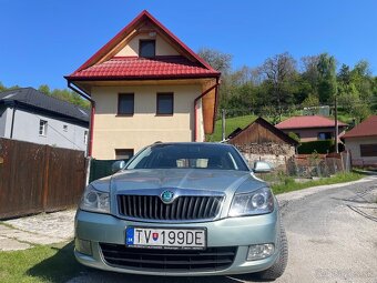 ŠKODA OCTAVIA COMBI 1.6 CR TDI 77KW Rok výroby:2013 - 6