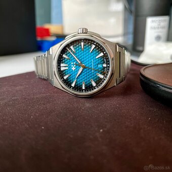 Christopher Ward The Twelve Ti Blue 40mm - 6