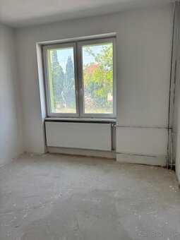 predam 2.izbovy byt s vlastným parkovacím miestom - 6