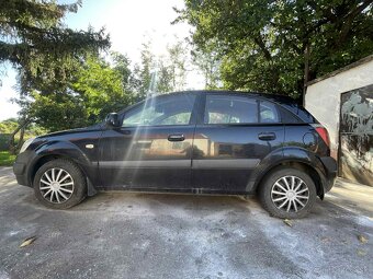 KIA RIO 2006 1.4 Benzín - 6