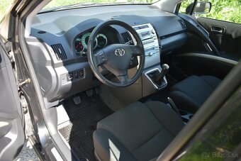 Toyota Corolla Verso 2.2 D-4D 135 Terra 7m - 6