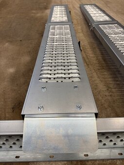 Nájazdové rampy, nájazdy - 6