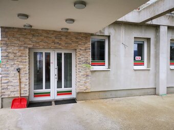Polyfunkčný objekt - Zdravotnícke centrum - 6
