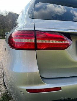 Predám Mercedes Benz E220d 4 Matic,r.v. 2017 - 6