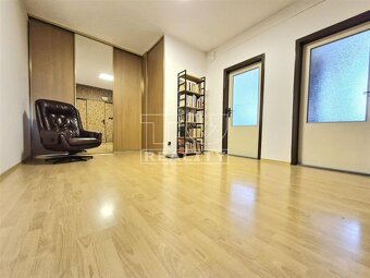 Na predaj veľkorysý 4 izbový byt 98 m2 s lodžiou, v... - 6