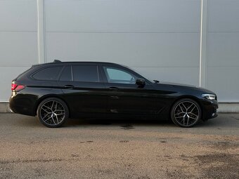 BMW 520i Touring G31 2023 99tis. odpočet DPH - 6