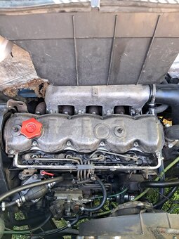 Predam Peugeot J5 - 6