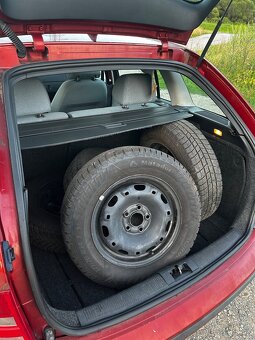 Škoda Fabia 2001 1.4MPi 50kw / Vyvarená s novou STK a EK - 6