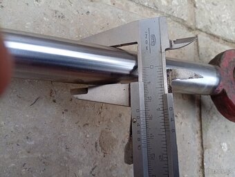 Predám piest+rozvádzač - 6