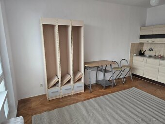 Prenájom bytu 1+kk-Staré mesto-Centrum-Kuzmányho, GARSÓNKA - 6