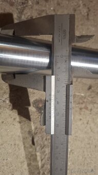 Hydraulicky piest - 6