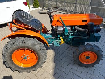 Malotraktor Kubota B7000 - 6